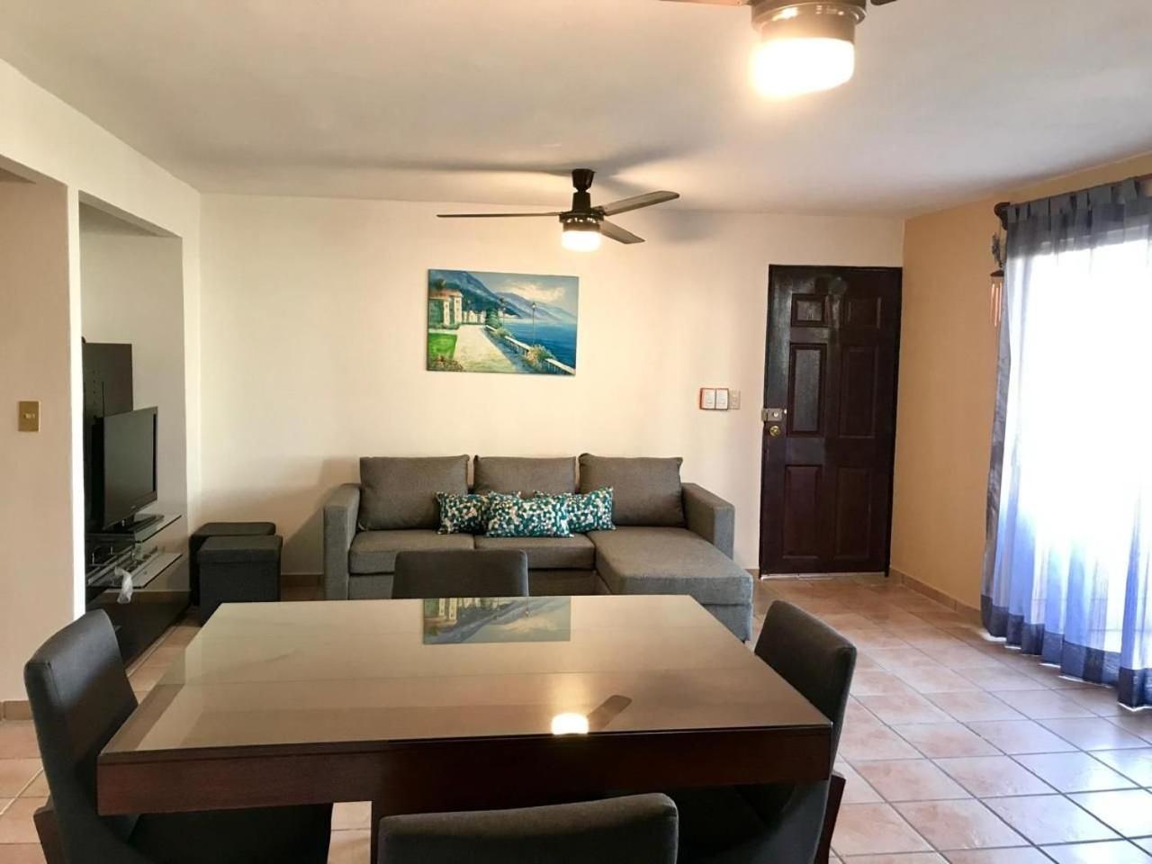 Сasa de vacaciones Condominio La Marina *
